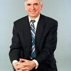 Romualdas Kalonaitis buvo ambasadorius, inžinierius, žurnalistas, dėstytojas
