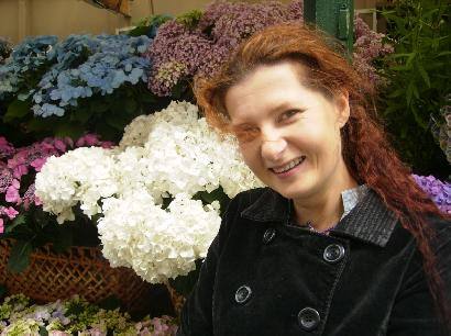 Susitikimas su Sigute Ach ir jos knygos „Šviesiųjų svajonių žydintys sodai“ pristatymas vyks lapkričio 7 d. 16 val. Kultūrinių tradicijų studijoje „Anykščių vaivorykštė“ (Vilniaus g. 22, PC „Norfa“) .