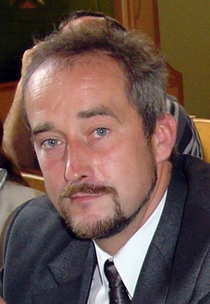 Andrioniškio seniūnas Saulius Rasalas įrodė, kad seniūno darbas pavojingas ir sunkus. Gal kiek lengviau bus kai turės pavaduotoją. Jono JUNEVIČIAUS nuotr.