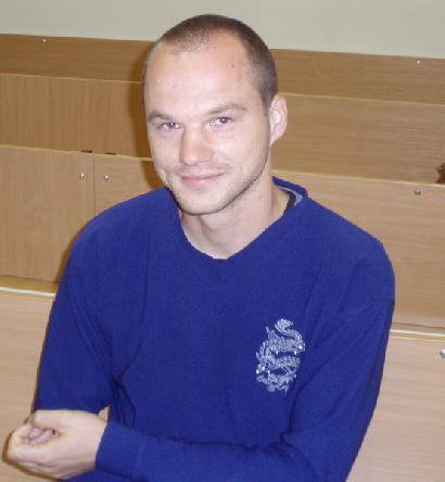 Kelių erelis Julius Širmenis siūlėsi pačiulpti policininko lytinį organą. Autoriaus nuotr.
