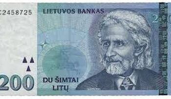 Policijos pareigūnai siūlomo kyšio atsisakė.