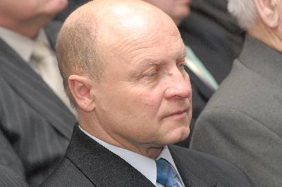Tarybos narys Algirdas Ananka abejoja ar draudimais galima išspręsti problemas. Jono JUNEVIČIAUS nuotr.