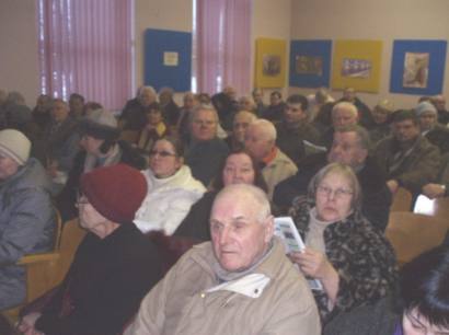 Į seminarą apie būstų renovavimą susirinko daugiausiai garbaus amžiaus anykštėnų. Autoriaus nuotr.