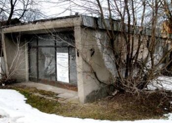 Apleistų pastatų Anykščiuose daugėja. Autoriaus nuotr.