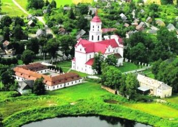 Troškūnų bernardinų vienuolynas po 1863 m. sukilimo buvo uždarytas už vienuolių teiktą paramą sukilėliams.