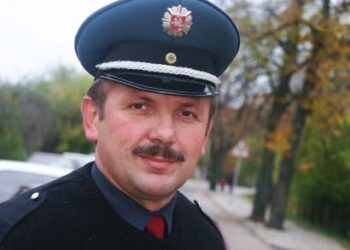 Daug metų vadovavęs Anykščių policijai Raimundas Razmislavičius buvo įsitikinęs, kad policininko ant riedžio nepastatysi...