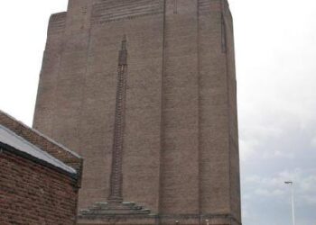 Vienas iš tunelio ventiliacijos bokštų. Vidmanto ŠMIGELSKO nuotr.