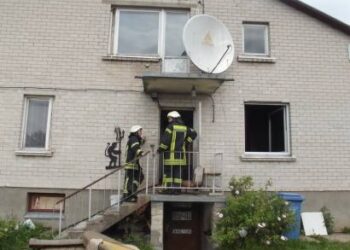 Vyriškio mirtį konstatavo ugniagesiai gelbėtojai. Autoriaus nuotr.