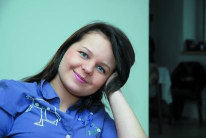 “Prisilietę prie mūsų kūrybos, prisiliesite prie mūsų asmenybių”, - teigia tapybos darbų autorė Kristina Kruopienytė. Autoriaus nuotr.