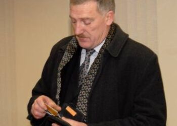 Buvęs žemės ūkio skyriaus vedėjas Antanas Katliorius pagal savivaldybės išduotą charakteristiką – krištolinio skaidrumo valdininkas. Jono JUNEVIČIAUS nuotr.