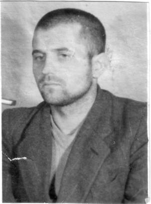 Algimanto apygardos štabo ryšių skyriaus viršininkas Albinas Kubilius–Rūgštymas Kauno MGB vidaus kalėjime per tardymą 1949 m. spalio mėn.