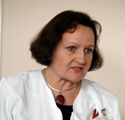 Virginija Pažėrienė yra atsijungusi nuo centralizuotos šilumos tiekimo, būstui šildyti naudoja autonominį šildymo būdą ir mano, kad už laiptinės šildymą, kuria, beje, ir pati vaikšto, turėtų sumokėti gyventojai, naudojantys centralizuotą šilumą. Jono JUN