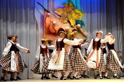 Scenoje – smagus jaunimo šokis. Autoriaus nuotr.