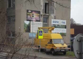 Apleistos miesto erdvės kasdien vis gražėja...