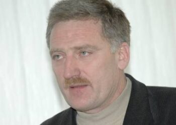 Buvęs žemės ūkio skyriaus vedėjas Antanas Katliorius savo paskutiniame žodyje sakė, kad šiuolaikinėje teisėje įrodymų nereikia: užtenka to, ką pasakė prokuroras ir parašė vietinė spauda. Jono JUNEVIČIAUS nuotr.