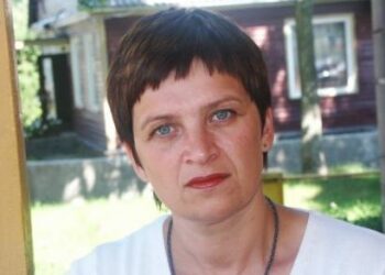 UAB „Anykštos redakcija“ direktorės – vyr. redaktorės Gražinos Šmigelskienės pranešimas apie savivaldybės varžymą gauti ir skleisti informaciją Lietuvos žurnalistų sąjungos Tarybos posėdyje sukėlė didelį ažiotažą. Jono JUNEVIČIAUS nuotr.