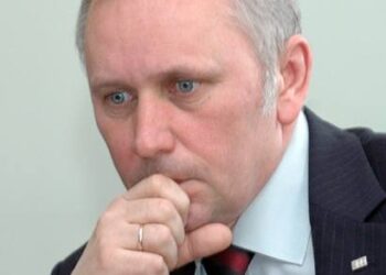 Rajono Tarybos narys, konservatorius Vytautas Bernatavičius mano, jog valdininkų bendravimo su žiniasklaida tvarka turėėtų būti paprastesnė. Jono JUNEVIČIAUS nuotr.