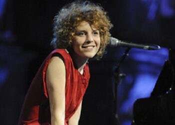 EDOX festivalio atidaryme koncertuos iš Visagino kilusi dainininkė Alina Orlova. Nuotr. Butauto BARAUSKO