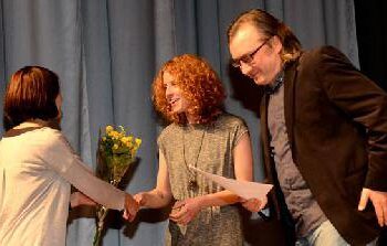 Anykštėnams keturias dainas dovanojo garsi atlikėja Alina Orlova. Nuotr. Jono JUNEVIČIAUS