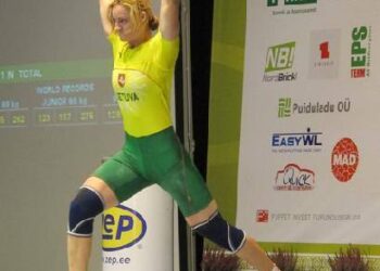 Lietuvos rekordininkė anykštėnė Gintarė Bražaitė. Lietuvos sunkiosios atletikos federacijos nuotr.