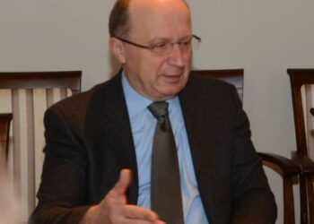 Konservatorių partijos pirmininkas Andrius Kubilius su Anykščių verslo elitu ir politikais kalbėjo ką daryti, kad gyventume taip, kaip švedai.Jono JUNEVIČIAUS nuotr.