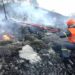 Rajono valdžiai, iki šiol apatiškai stebėjusiai rajono nykimą, teks gesinti gyventojų nepasitenkinimo laužus.