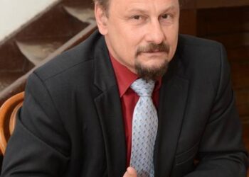Anykščių mero Sigučio Obelevičiaus savaitgalis jau "sustyguotas" - šeštadienį rajono vadovas klausys romansų, sekmadienį keliaus į Latviją. Jono JUNEVIČIAUS nuotr.