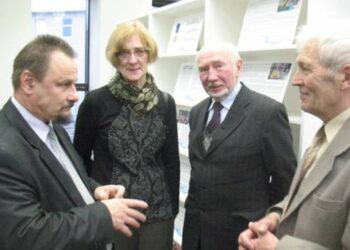 Dėmesys kraštotyrai - Sigutis Obelevičius, Irena Seliukaitė, Libertas Klimka ir Tautvilis Uža.  Autoriaus nuotr.