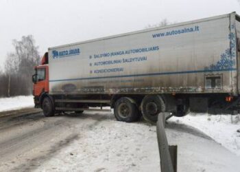 Taip pat gerai keliai buvo valomi ir praeitą svaitę, kai įvyko ši avarija. Vidmanto Šmigelsko nuotr.