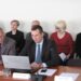 Antanas Baura (kairėje), praėjusį ketvirtadienį, rajono taryboje posėdžiavo paskutinį kartą šioje kadencijoje. Vidmanto ŠMIGELSKO nuotr.