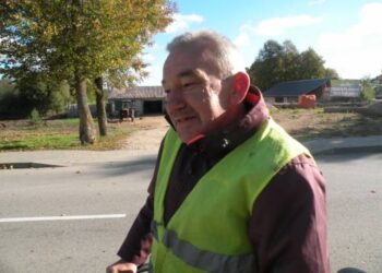 Bedarbis Alvydas Dervinis daržovių užsiaugina menkame žemės plotelyje.