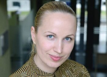 Apie tai, ar savivaldybės specialistai neskursta šiandien, savivaldybės administracijos direktorė Veneta Veršulytė neužsiminė.