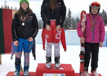Lietuvos kalnų slidinėjimo čempionate Italijos kalnuose anykštėnė Gabija Šinkūnaitė iškovojo tris bronzos medalius.