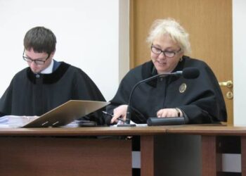 UAB"Anrestas" teisme atstovavo advokatai Jolita Rima Puškorienė ir Dainius Kenstavičius. Vidmanto ŠMIGELSKO nuotr.