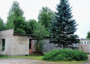 Anykštėnai kalba, kad šios apleistos valgyklos vietoje Tubiai statys prabangų restoraną.