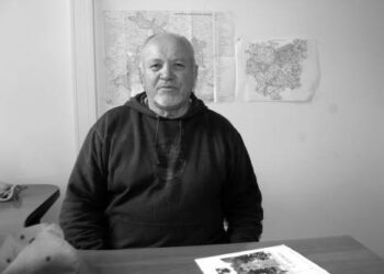 Anykštėnas Albinas Gudonis  saugo savo senelių ir tėvų šviesų atminimą ir rūpinasi Tėviškėje esančiomis kapinaitėmis.