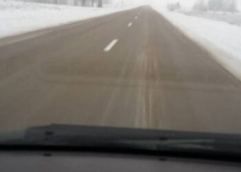 Štai taip žiemos metu atrodo keliai Kupiškio rajone.