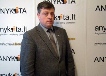 Anykščių valstybinės maisto ir veterinarijos tarnybos viršininkas Dainius Žiogelis.