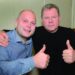 Iš rajono Tarybos Biudžeto, ekonomikos ir kaimo reikalų komiteto pirmininko pareigų atleistas liberalas Lukas Pakeltis tikina, kad su juo meras susidoroja kaip su ideologiniu priešu.Anykščių rajono meras Kęstutis Tubis teigia, kad yra naivu tikėtis tuo pat metu būti opozicijoje, tačiau išsaugoti postus rajono Taryboje.