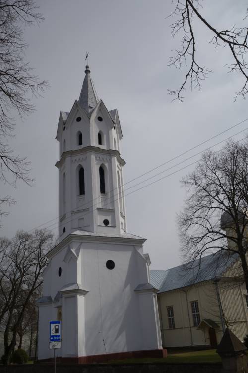 Grakščioji Svėdasų varpinė.