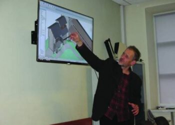 Šeimyniškėlių medinės pilies statybų projeketą pristatė jo autorius Vytautas Meškauskas