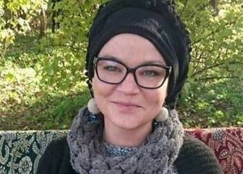 Menininkė Jurgita Minderytė - Motiekaitė pasirūpino, kad Kavarske per Kalėdas tvyrotų šventinė nuotaika.