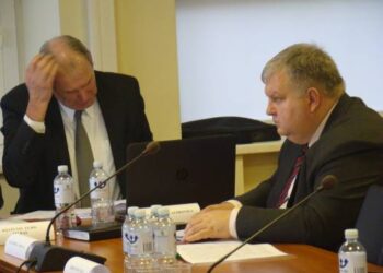 Daugiau darbinių rūpesčių šią savaitę turės tik savivaldybės administracijos vadovai.