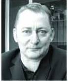 Laikinasis UAB"Anykščių komunalinis ūkis" direktorius Jonas Žukauskas turi prestižinį išsilavinimą. Jis tais pačiais metais kaip ir savivaldybės administracijos direktorius Audronius Gališanka Vilniaus pedagoginiame institute įgijo darbų mokytojo diplomą.