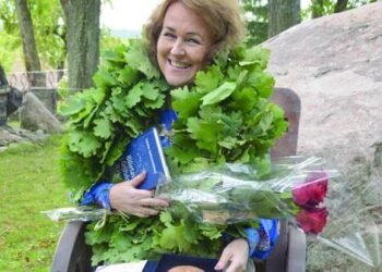 Naujoji Vaižganto premijos laureatė Loreta Jastramskienė visus „Vaižgantinių“ dalyvius žavėjo savo šypsena.
