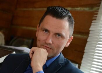 Spektaklyje "Prieblandoje" Anykščių rajono mero patarėjui Donaldui Vaičiūnui tenka įkūnyti neblaivų vyrą.