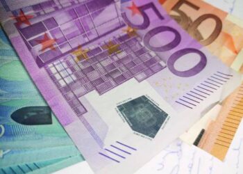 Vien anykštėnų kandidatų į rajono Tarybą sąskaita, Lietuva gali praturtėti beveik 30- čia tūkstančių eurų.