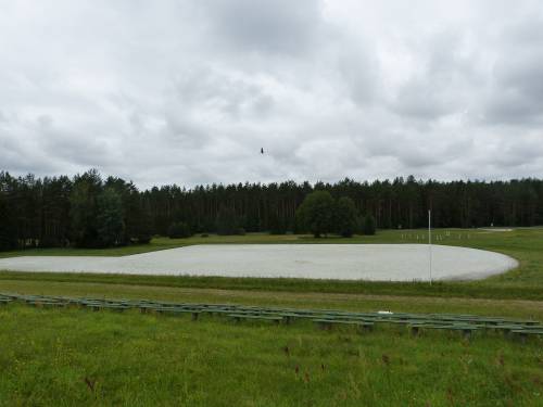 Hipodromo rekonstrukcija nėra baigta - trūksta tvoros ir drėkinimo sistemos.