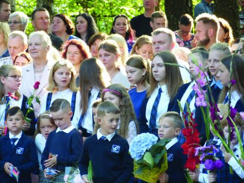 Anykščių Antano Vienuolio progimnazija išliks didžiausia Anykščių rajono mokykla.