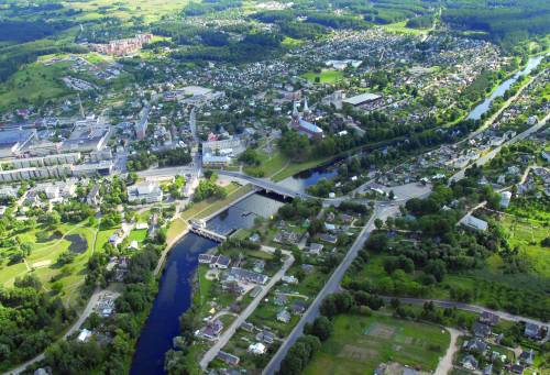 Įsteigus Anykščių nacionalinį parką, greičiausiai išsiplėstų saugomų teritorijų ribos, tad ne tik Anykščių mieste, bet ir už jo ribų  kiltų dar daugiau apribojimų, pavyzdžiui, užsiimant ūkine veikla ar vykdant statybas.